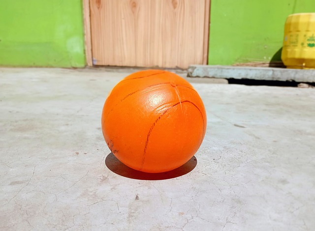 拜仁莱万多夫斯基连续两场梅开二度